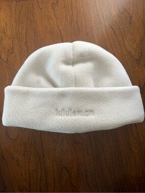 Lululemon White Fleece Beanie